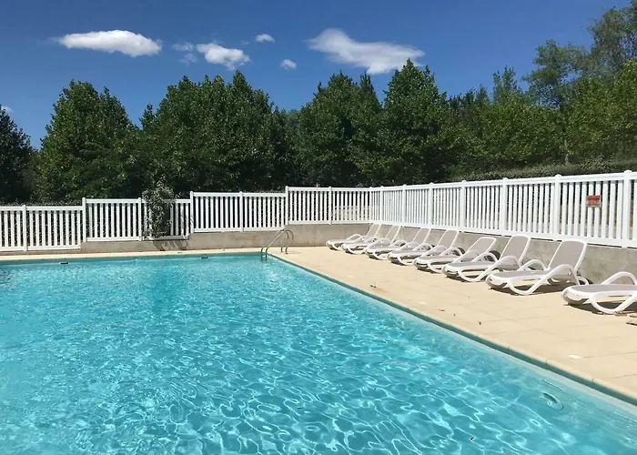 Les Bastides De Chanteraine Bungalows, Lodges & Spa