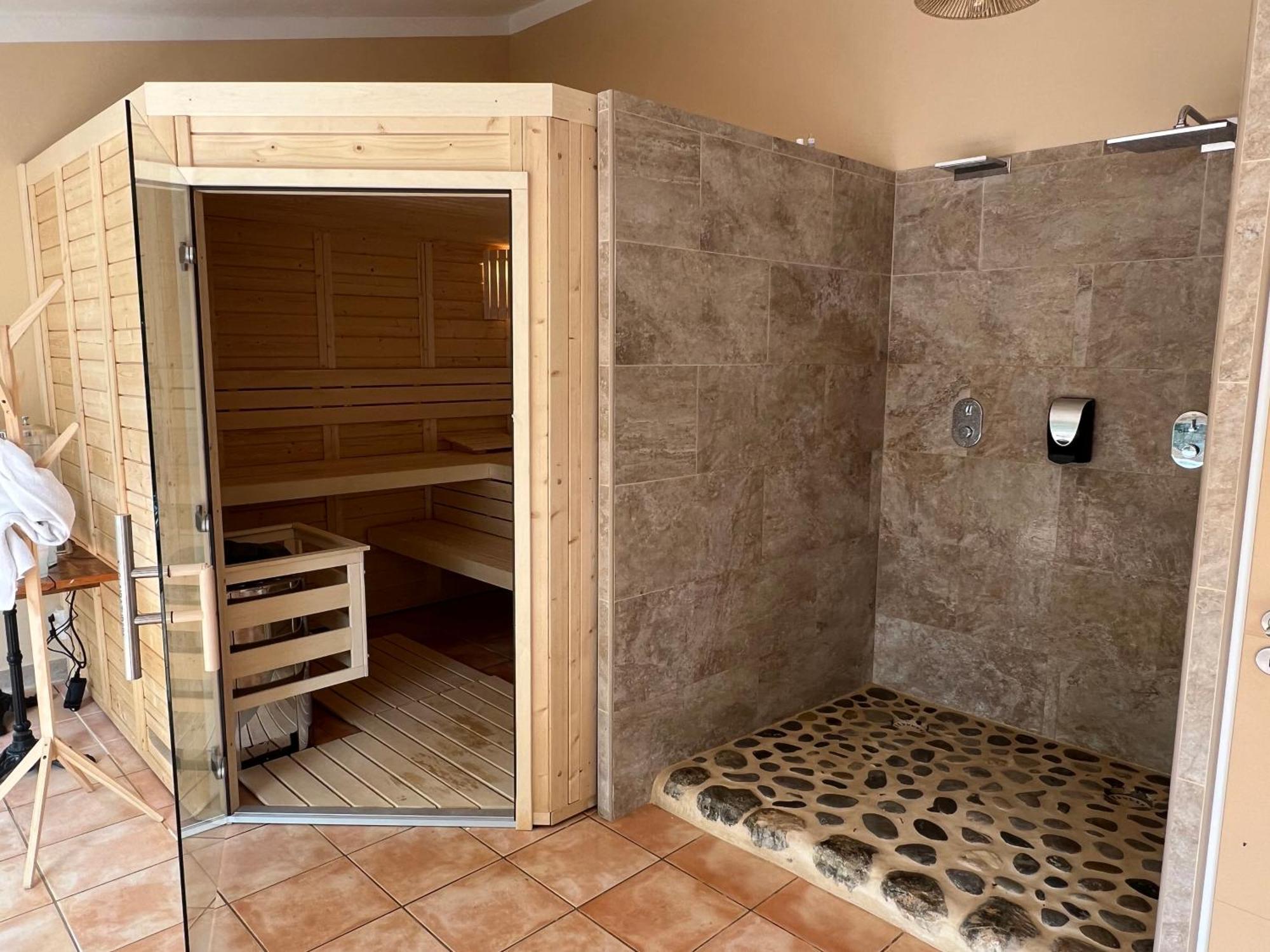 Les Bastides De Chanteraine Bungalows, &
