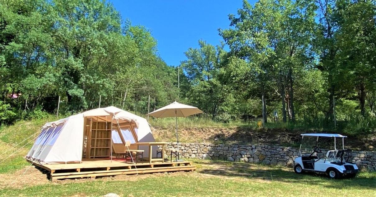 Les Bastides De Chanteraine Bungalows, & Camping *