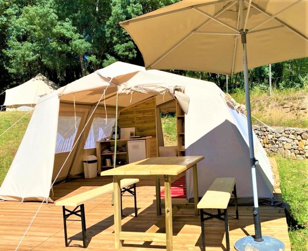 Les Bastides De Chanteraine Bungalows, & Campingplatz *