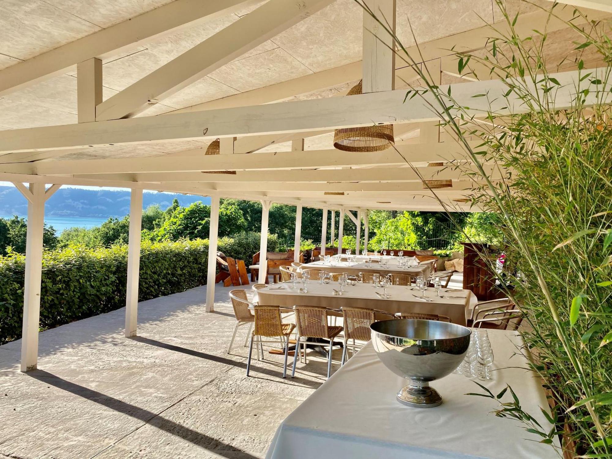 Campingplatz Les Bastides De Chanteraine Bungalows, & *