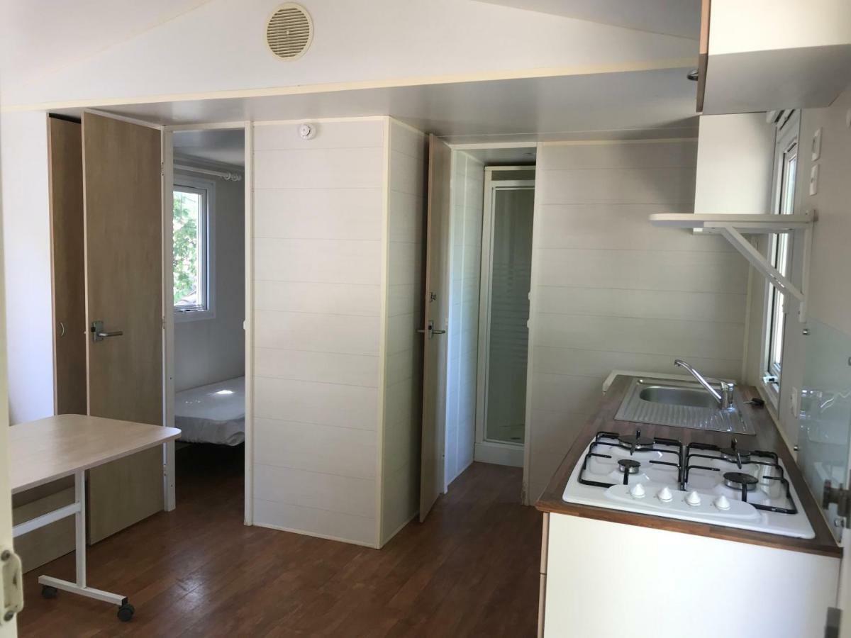 Les Bastides De Chanteraine Bungalows, & Aiguines